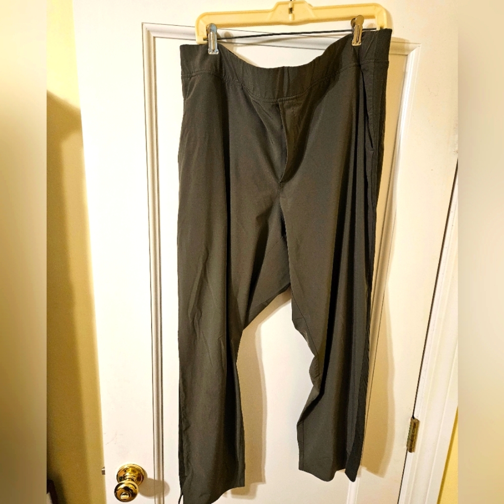 Athleta Brooklyn Ankle Pants Size 18 Olive